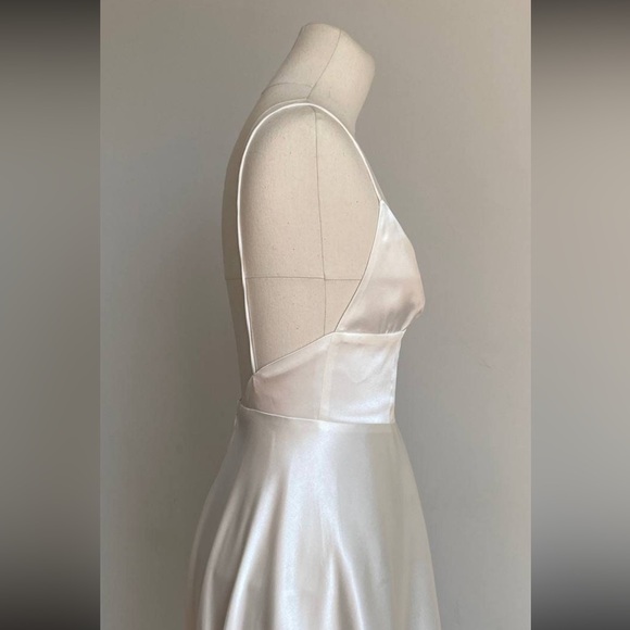 Silk wedding dress - Picture 5 of 12